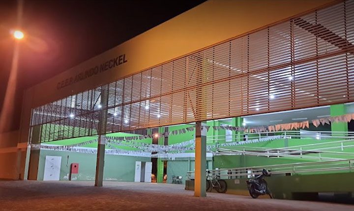 Governo investe para reformar escolas e centros profissionalizantes em quatro cidades do Estado