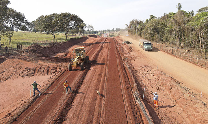 MS investe R$ 3,7 bilhões na pavimentação de 1.270 quilômetros de estradas