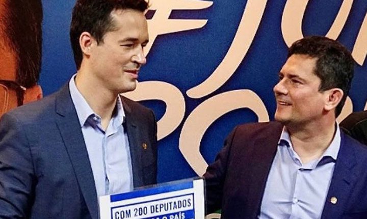 Transparência Internacional escancara corrupção de Bolsonaro com nota de repúdio a Moro e Dallagnol