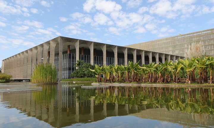 Escolha de novo chanceler mobiliza debates dentro do Itamaraty