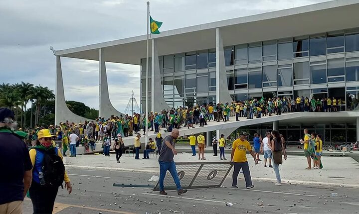 Governadores condenam invasões e disponibilizam policiais estaduais para ajudarem o DF