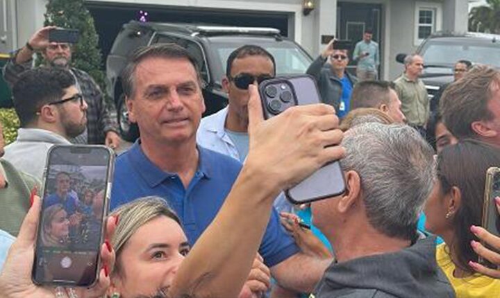 Parlamento Europeu aprova moção contra Bolsonaro e amplia seu isolamento