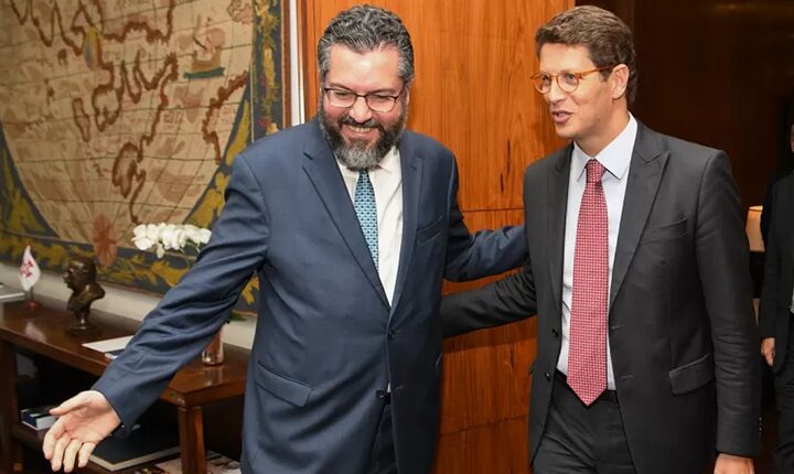 Diplomacia de Bolsonaro prejudicou brasileiros e violou leis