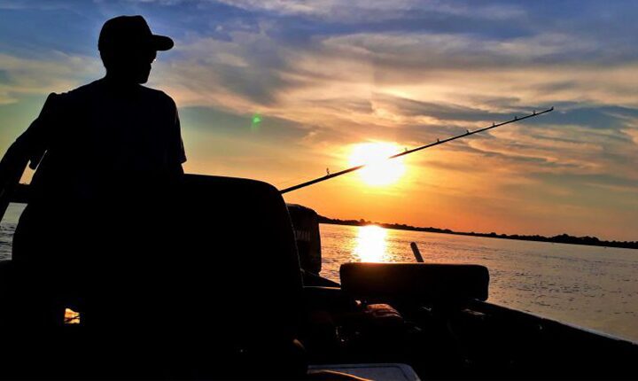 Pesca está liberada com limite de tamanho de peixe e restrição de rios
