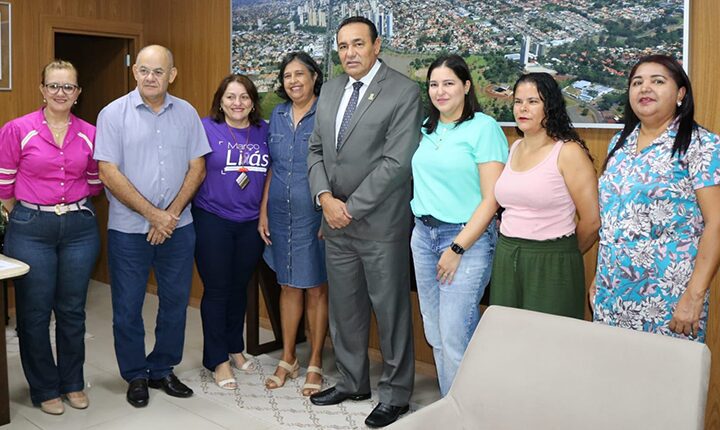 Carlão recebe Associação dos Ostomizados