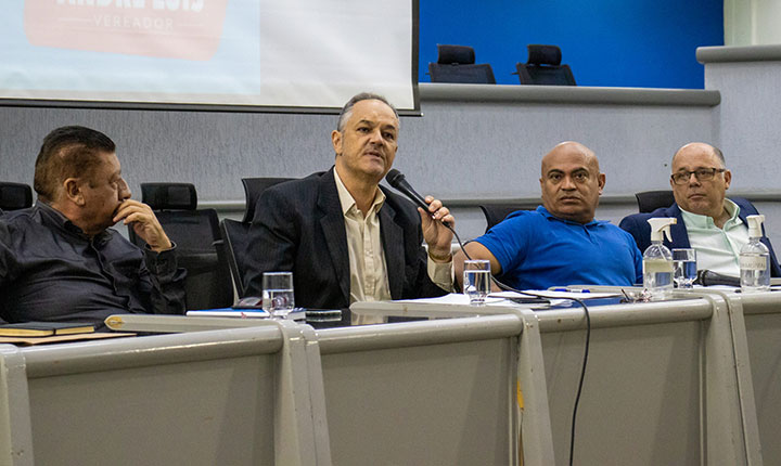 Vereador Prof. André Luis preside Audiência Pública das obras paralisadas em Campo Grande