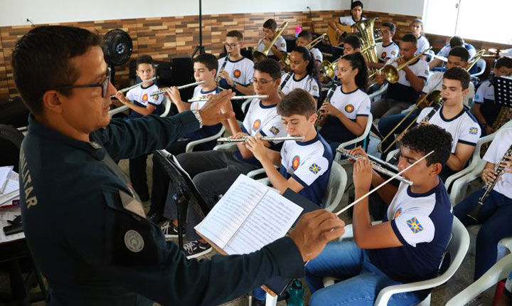 Com ensino de música, Banda Sinfônica Mirim da PM contribui para formação e cidadania de crianças e adolescentes