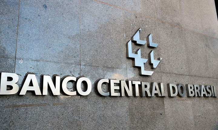 CNI une-se a Lula e critica a política de juros altos do Banco Central