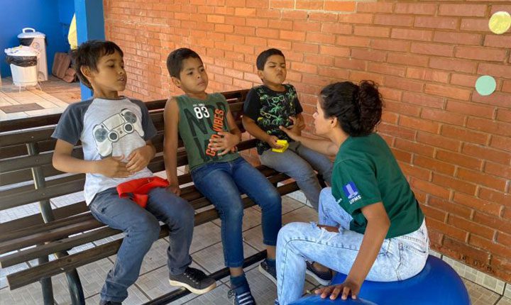 Crianças e adolescentes têm acesso a tratamento especializado para minimizar efeitos de doenças respiratórias