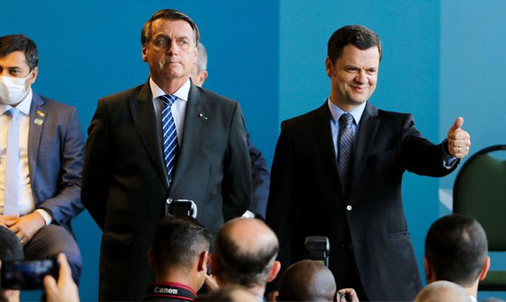 Bolsonaro, Anderson Torres e a moda de culpar as drogas para fugir da PF
