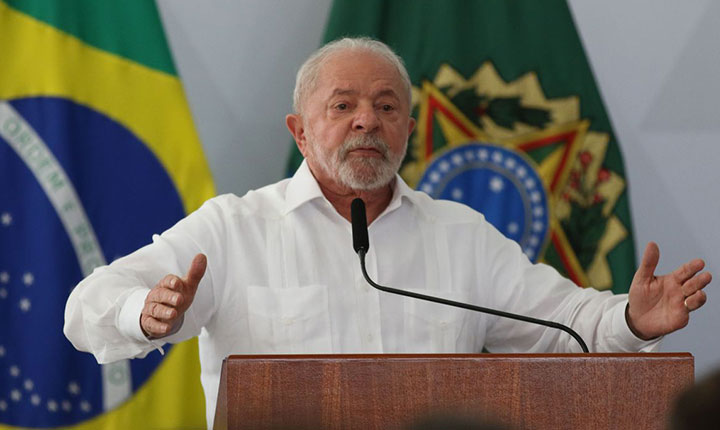 No 1º de maio, Lula fez discurso aos trabalhadores; Bolsonaro, aos patrões