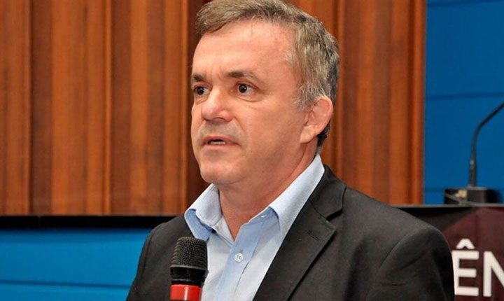 Vander fala sobre o clima político em Brasília