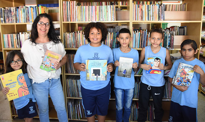 Com parada obrigatória de 15 minutos para leitura, projeto estimula hábito em alunos da Reme
