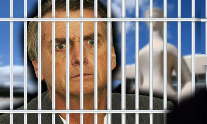 Benedito mostra a Bolsonaro a chave da cadeia