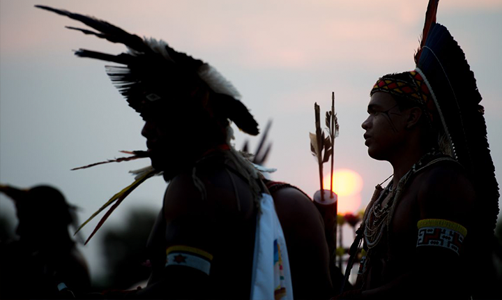 Mais do que se omitir, Bolsonaro empoderou carrascos de indígenas