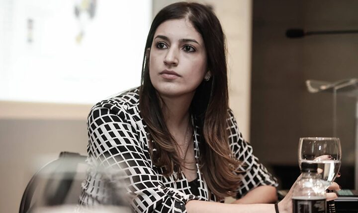 Falta de controle da polícia é um risco enorme para democracia, diz Samira Bueno