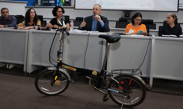 Câmara reúne autoridades e especialistas para discutir uso da bicicleta em Campo Grande