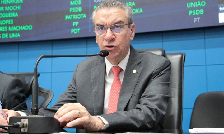 Deputado destaca potencial econômico da relação entre o Brasil e Paraguai