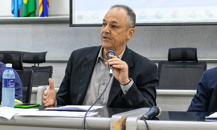 Vereador Professor André Luis propõe medidas eficazes contra o furto de fios de cobre em audiência pública