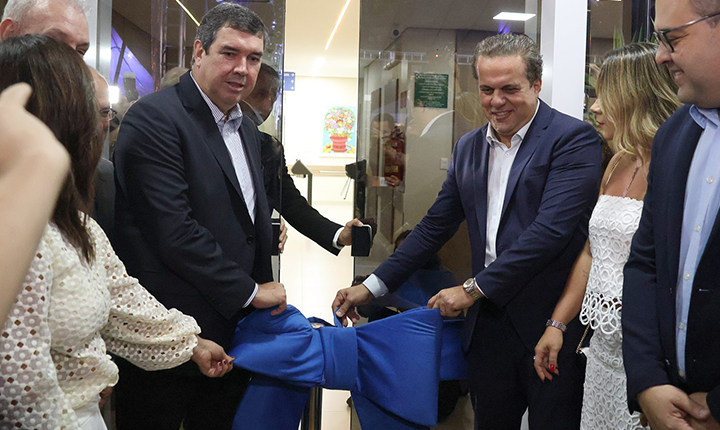 Em Dourados, Riedel participa da entrega do novo hospital da Cassems