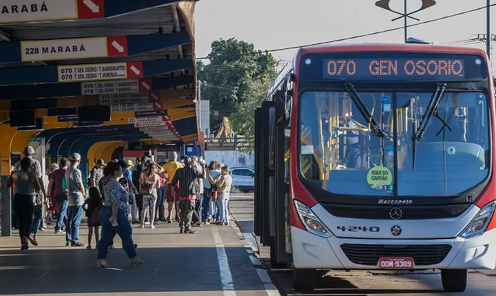 Prepare o bolso: vem aumento de tarifa de ônibus por aí