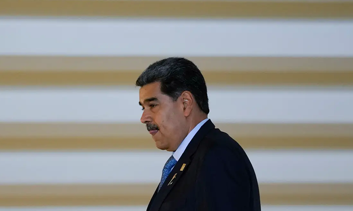 Com popularidade em baixa, Maduro é candidato a 3º mandato presidencial na Venezuela