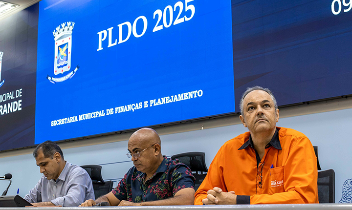 Em audiência pública, Professor André Luis defende reforma administrativa para equilibrar cofres municipais