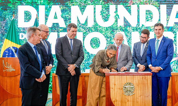 Riedel firma pacto interfederativo e MS se antecipa na prevenção e controle de incêndios no Pantanal