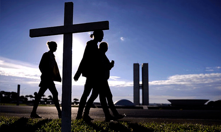 Fanatismo religioso ameaça o Brasil