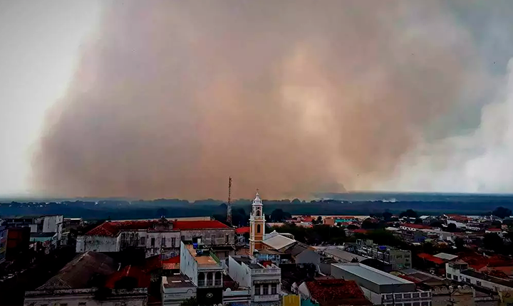 Fogo já destruiu 70% de terra indígena com 1.700 habitantes no Pantanal