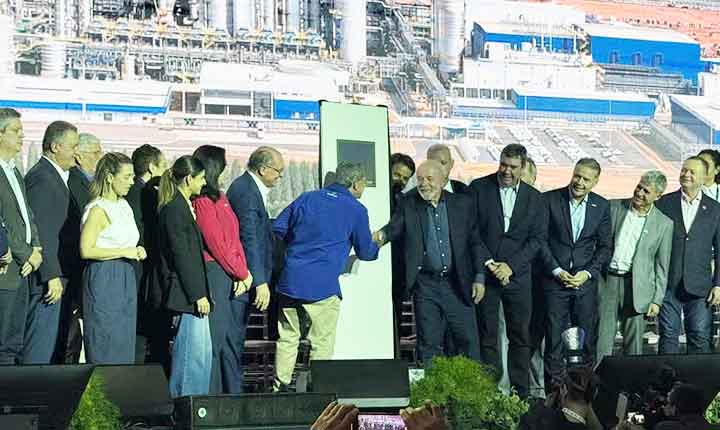 Lula participa de inauguração de fábrica de celulose da Suzano em Ribas do Rio Pardo