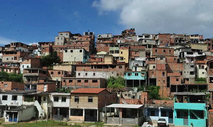 “Pobres”, programas sociais e apostas no cenário político brasileiro