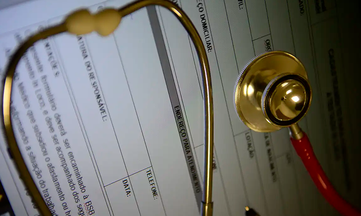 Novos planos de saúde poderão ser cancelados com duas mensalidades atrasadas