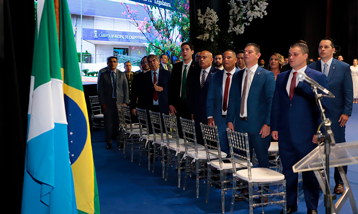 Reajuste de 37% nos salários de vereadores gera debate sobre prioridades públicas