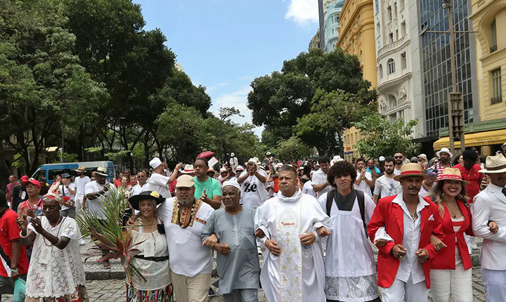 Intolerância religiosa: Disque 100 registra 2,4 mil casos em 2024