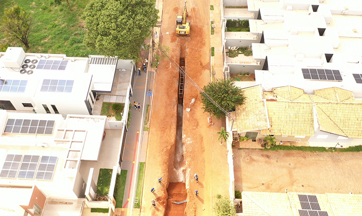 Em menos de dois meses, Águas Guariroba leva rede de esgoto para 3 mil pessoas