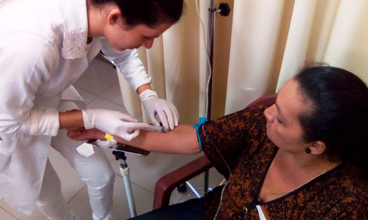 Com dengue em alta, Saúde reforça importância das salas de hidratação nas UBS’s