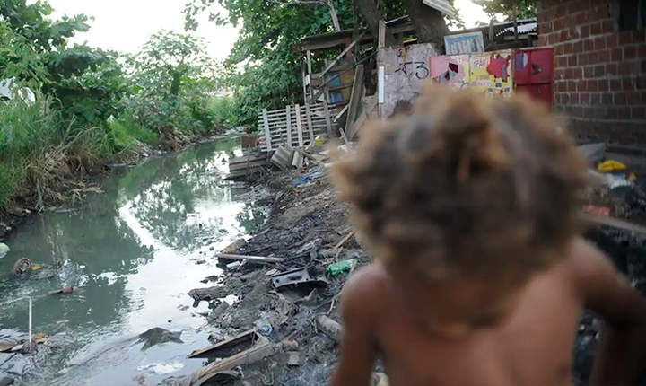 Brasil paga o preço da falta de saneamento: mais de 340 mil internações em 2024