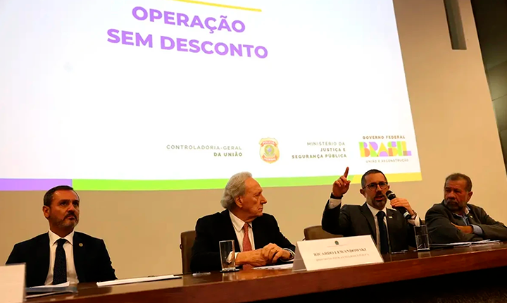 Governo suspende descontos ilegais no INSS e promete ressarcimento a aposentados