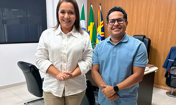 Adriane recua e rompe acordo sobre reajuste salarial