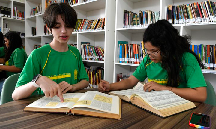 Ensino Médio da rede estadual conquista o melhor resultado de proficiência da história de MS