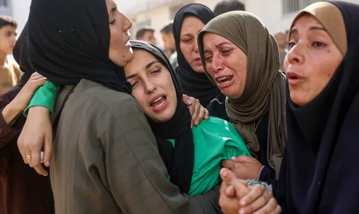 Ataque israelense mata 9 filhos de casal de médicos em Gaza