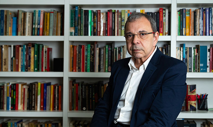 Impunidade de militares perpetuou tradição golpista, diz historiador