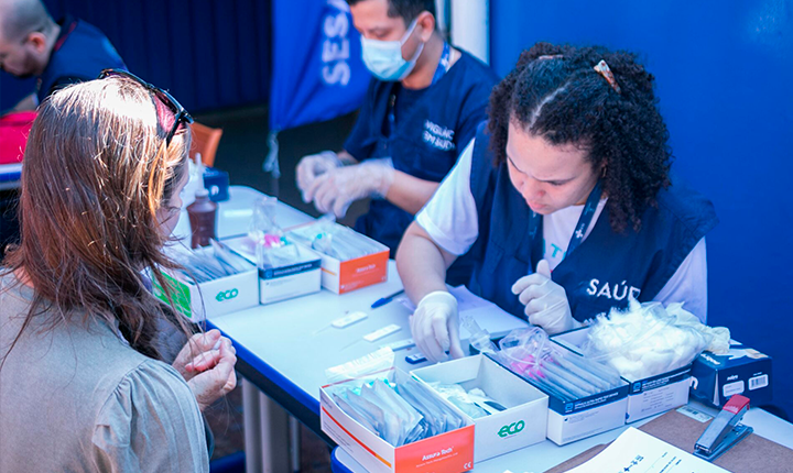 Prefeitura promove ação de prevenção às hepatites em unidade de saúde