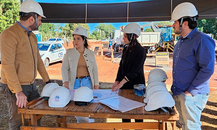Em fase final, obra de nova estação de tratamento de esgoto recebe visita técnica