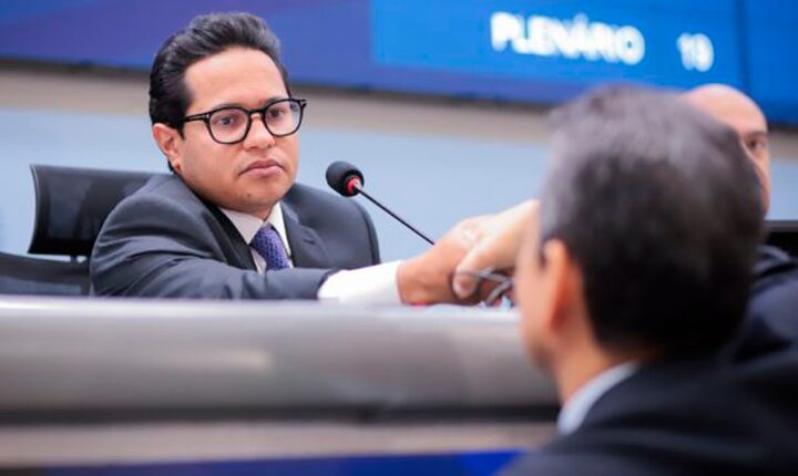 Aprovado projeto que cria Programa Municipal de Combate ao Vaper