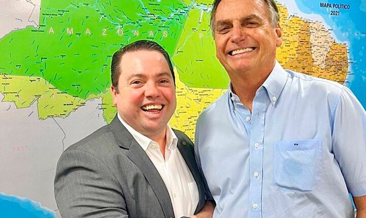 Deputado bolsonarista é acusado de ameaçar empresária após golpe