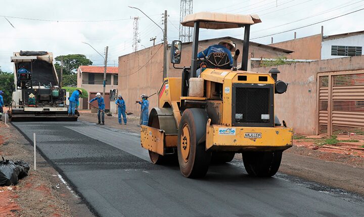 Governo do Estado investe em asfalto no Nova Lima