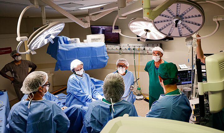 Cassems inaugura serviço de Cirurgia Robótica Ginecológica em CG