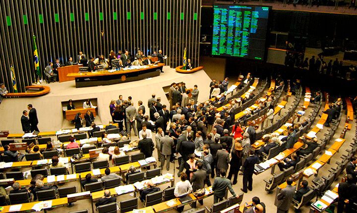 Câmara retoma “pacote da impunidade” mesmo sem votos para aprová-lo